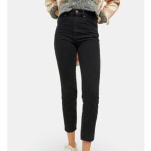 Free People We The Free Stove Pipe High Rise Crop Ankle Black Denim Jean Size 29